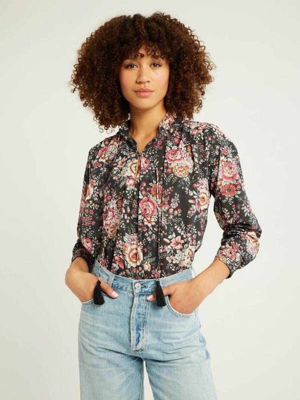 Mille Joni Floral Tie Neck Top tassel cotton boho cottage core size small